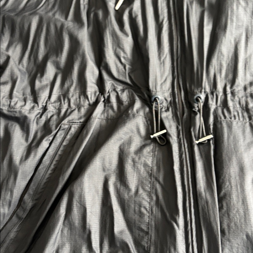Alo Yoga Windbreaker - Picture 3 of 4
